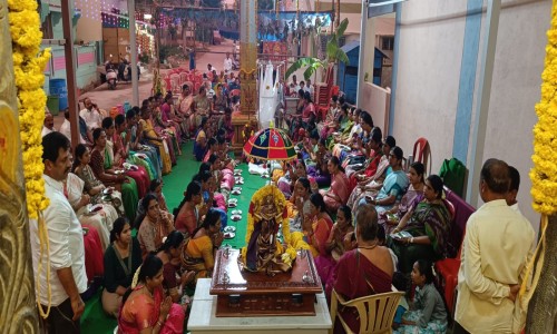 శ్రీమహమ్మారమ్మ ఆలయంలో వైభవంగా శరన్నవరాత్రి వేడుకలు - వెన్నెతో అన్నపూర్ణేశ్వరి దేవిగా భక్తులకు దర్శనం