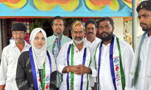 జగనన్న పాలన స్ఫూర్తితో ప్రజలకు సేవలు అందిస్తా - 3వ వార్డు వైకాపా అభ్యర్థిని రుక్సార్ సుల్తానా 