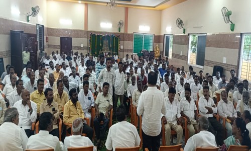 స్థానిక ఎన్నికల్లో 100 శాతం విజయమే లక్ష్యంనిమ్మనపల్లి మండల నాయకులతో ఎమ్మెల్యే షాజహాన్ భాషా కీలక సమావేశం