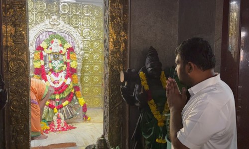 శ్రీ చౌడేశ్వరి దేవి అమ్మవారిని దర్శించుకొన్న శ్రీరామ్ చినబాబు