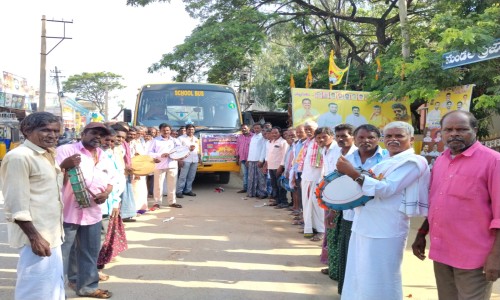 తిరుపతి లో తంబళ్లపల్లె డప్పు కళాకారుల మోత