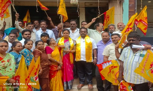 అట్టహాసంగా పచ్చిపాల తులసి రామకృష్ణ నామినేషన్
