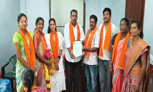 వాల్మీకిలను సత్వరమే ఎస్టీ జాబితాలో చేర్చాలి - వాల్మీకి జయంతిని ప్రభుత్వం సెలవు దినంగా ప్రకటించాలి