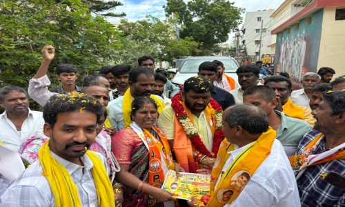 కూటమి ఛైర్మన్ అభ్యర్థి శ్రీరామ్ చినబాబు విశ్రుత ప్రచారం