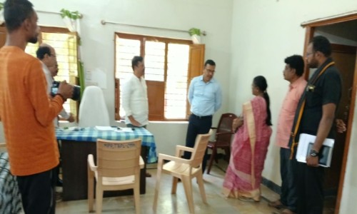తంబళ్లపల్లె ఎన్నికల ప్రక్రియపై జిల్లా ఎన్నికల అబ్జర్వర్ తనిఖీ